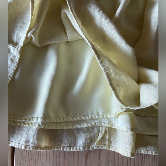 September Tiered Ruffled Structures pinup style yellow Dress Size M - Picture 4 of 6